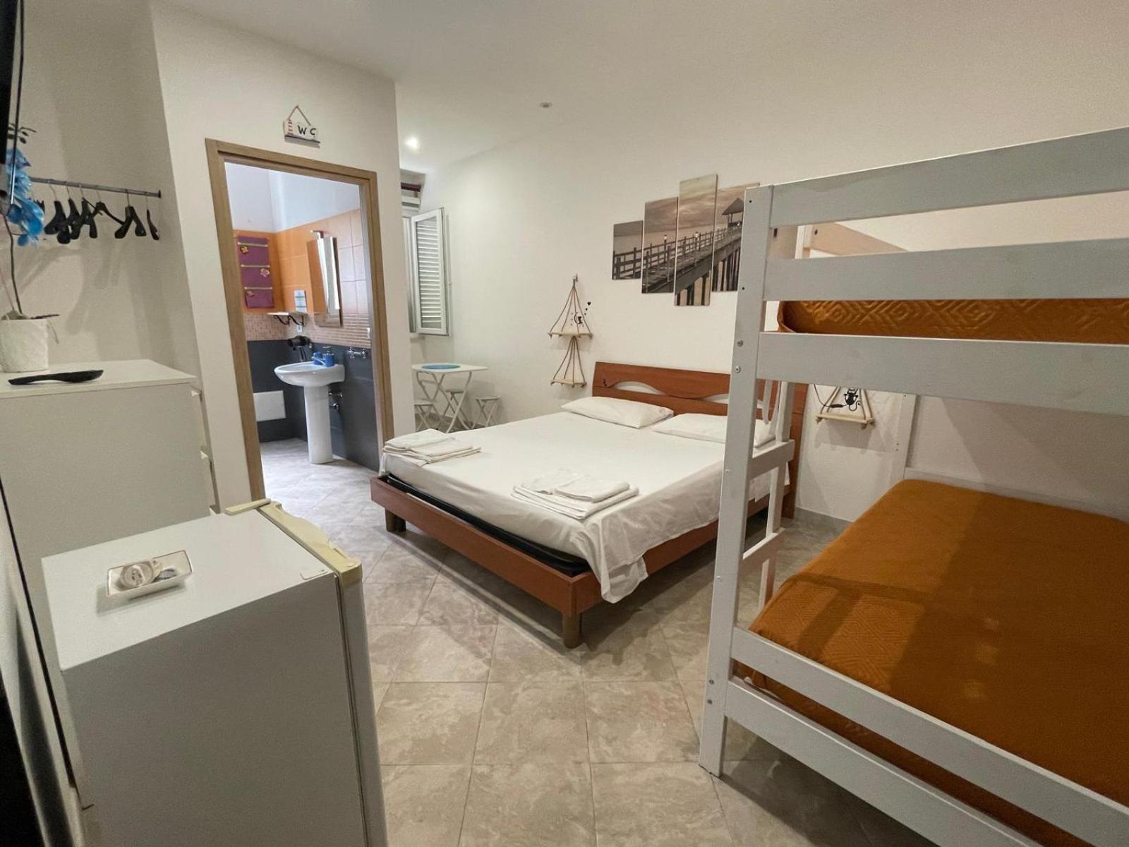 B&B Il Menhir Lequile Rom bilde